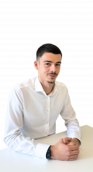 Herrys s.r.o. maklér - Samuel Orság