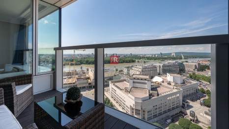 HERRYS - For sale a unique 2 bedroom apartment in above standard with a unique and unobstructed view of the entire city in the Panorama City project