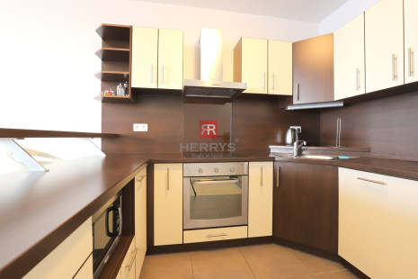 FOR RENT, 3 room apartment, III TOWERS, BA III (Nove Mesto) - modern living in wider city center