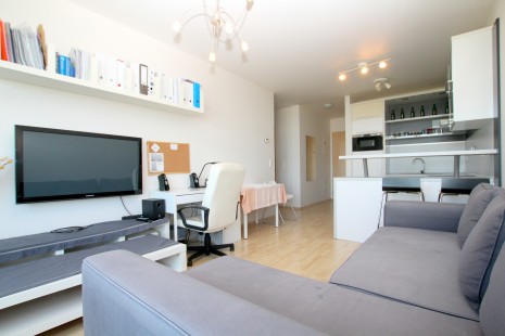 HERRYS - For rent modern 1 bedroom apartment in complex III Towers with view to calm backyard