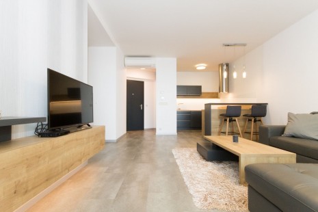 HERRYS - na prenájom 2 izbový byt, Panorama City, luxusný byt na 26. poschodí s garážovým státím