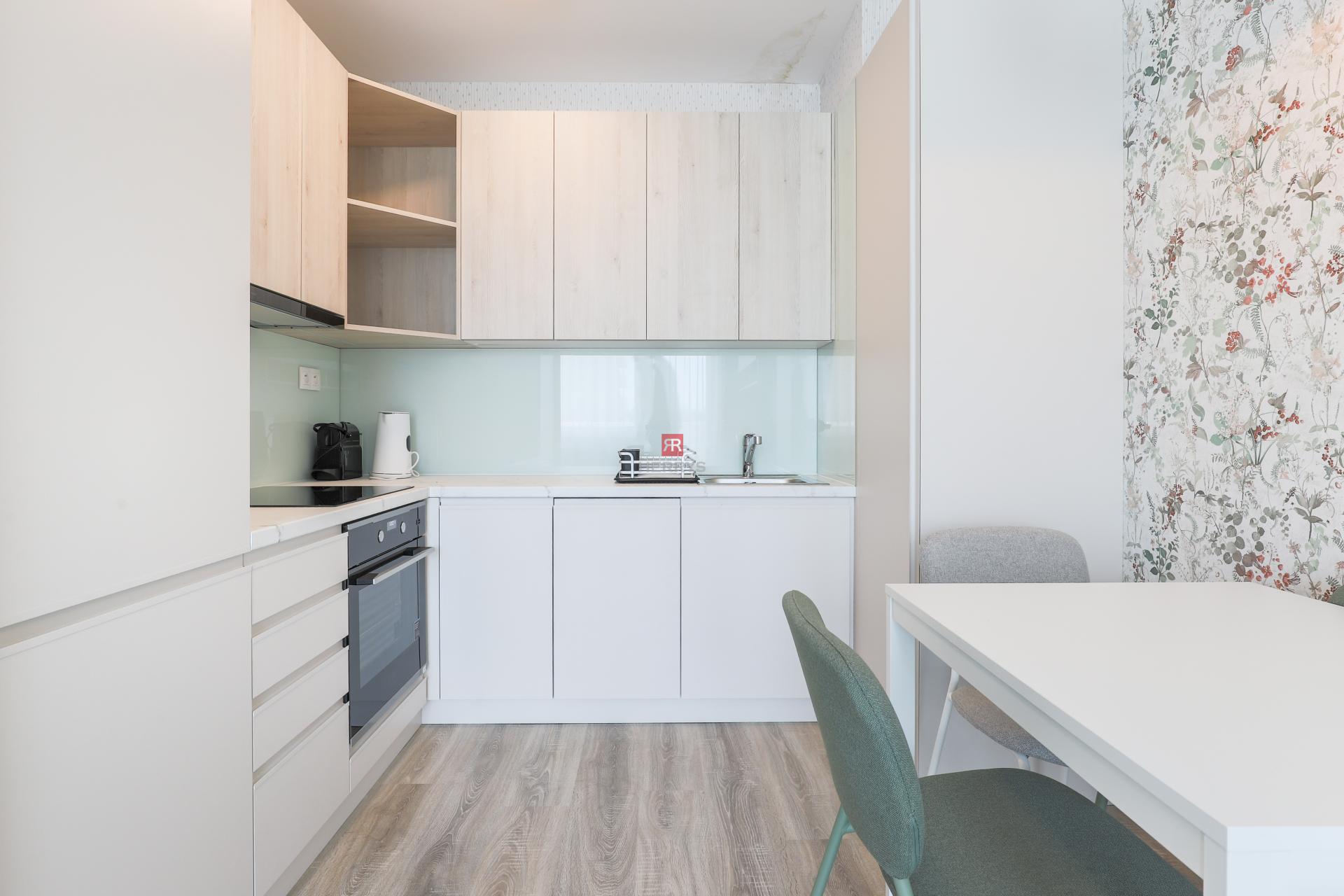 HERRYS - Furnished and air-conditioned 2-room apartment for rent in Ovocné Sady