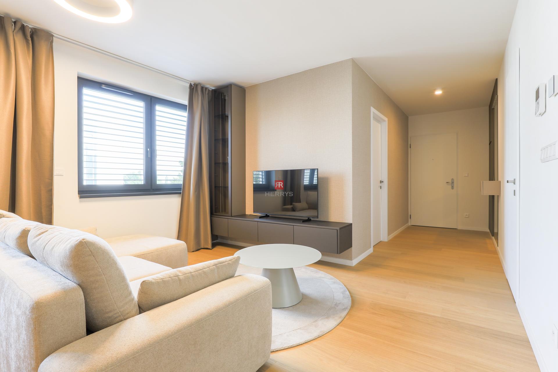 HERRYS - Luxury 3-room apartment for rent in GREEN ATRIUM