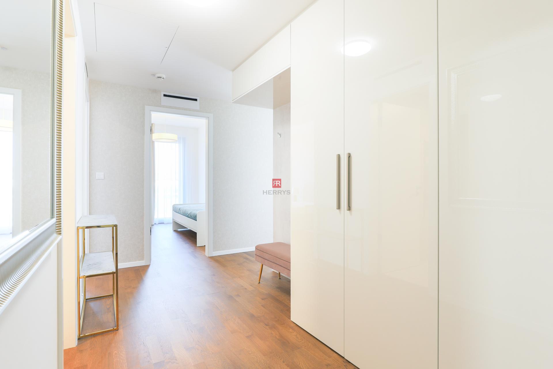 HERRYS - Na prenájom krásny, úplne nový 3-izbový zariadený apartmán v novostavbe Metropolis