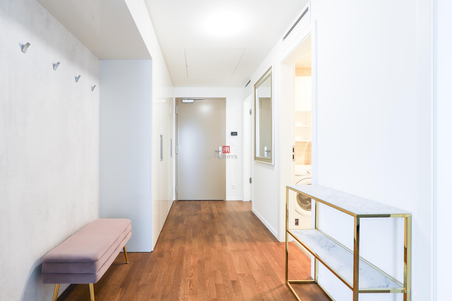 HERRYS - Na prenájom krásny, úplne nový 3-izbový zariadený apartmán v novostavbe Metropolis