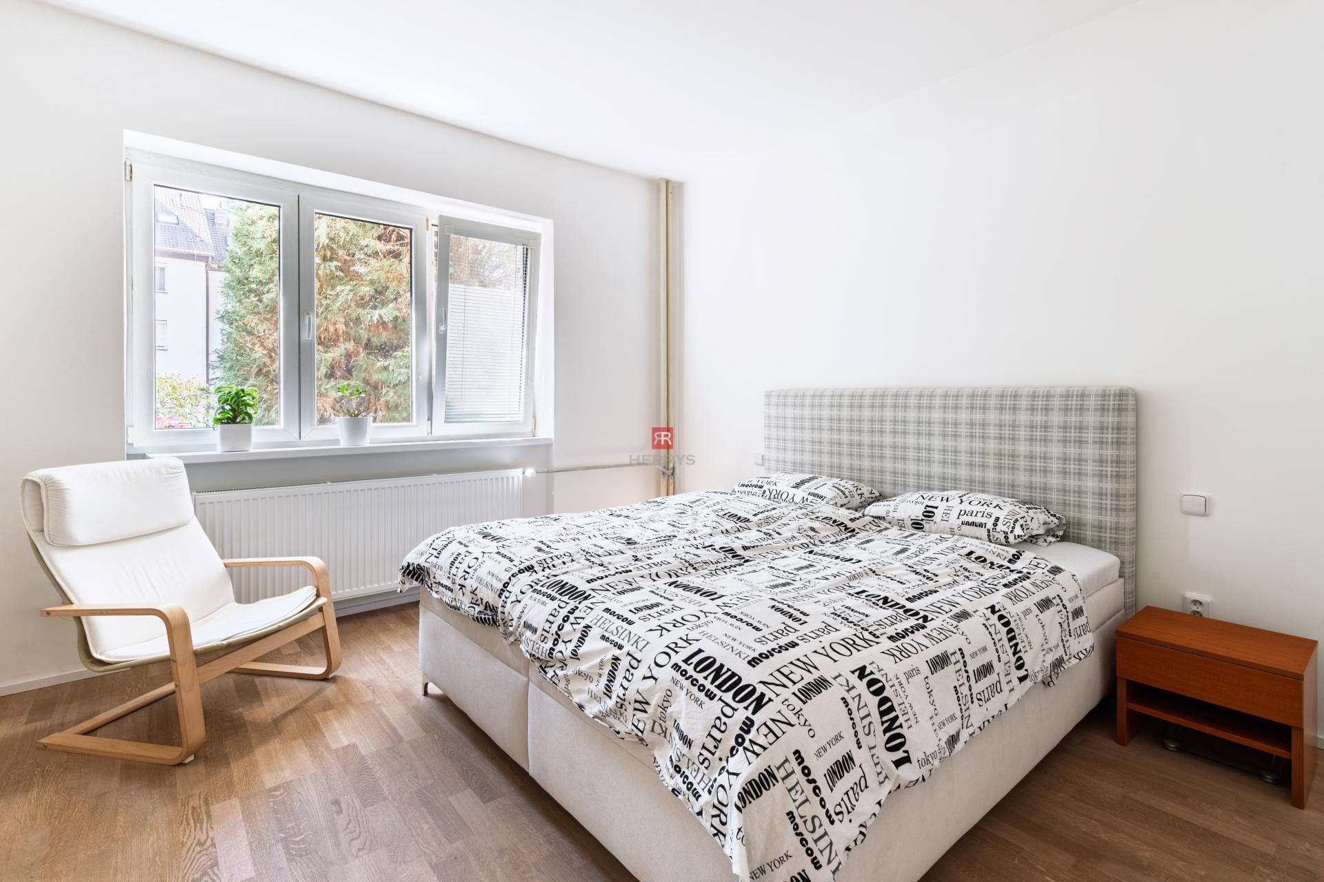 HERRYS - 5-room family house with potential and generous plot of land for sale in Vrakuna