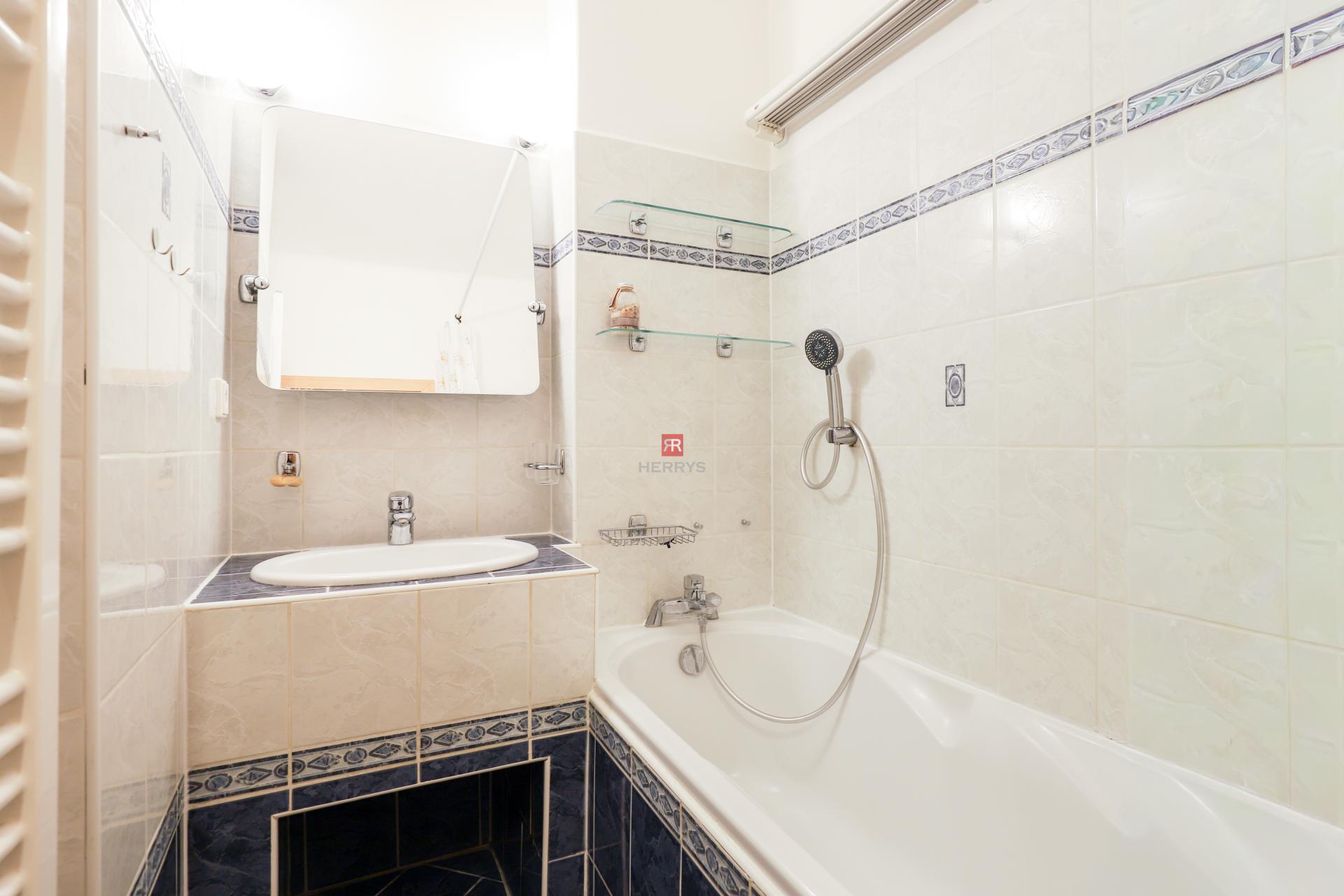 HERRYS - Na prenájom 2 izbový byt na Tabakovej ulici v Starom Meste