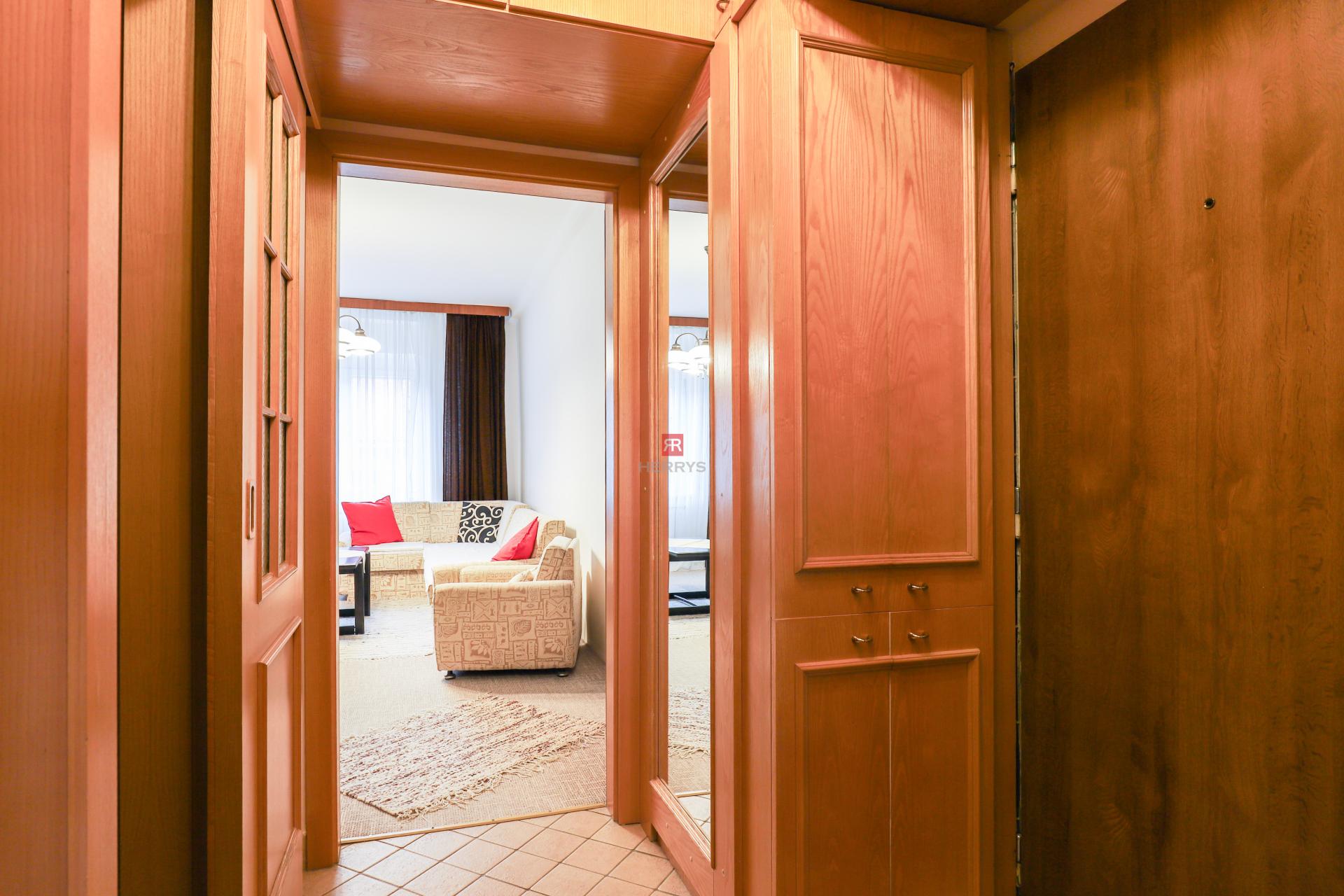 HERRYS - Na prenájom 2 izbový byt na Tabakovej ulici v Starom Meste