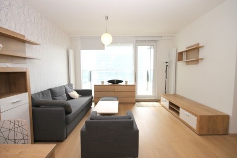 HERRYS - na prenájom 2 izbový moderný byt, kompletne zariadený s parkovacím miestom v novostavbe Panorama City.

&nbsp;

&nbsp;