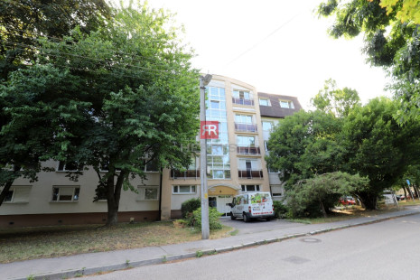 HERRYS - For rent spacious furnished 2 bedroom apartment on the street Líščie údolie, Karlova Ves