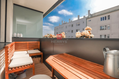 HERRYS - For rent - 2 bedroom apartment with an outdoor parking place in the project Novy Ruzinov