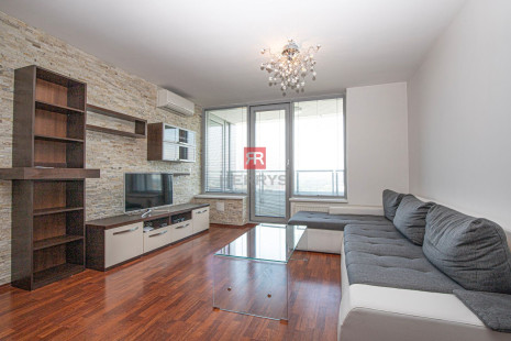 HERRYS - For rent 2 room apartment in project III Towers close to shopping mall Vivo and lake Kuchajda