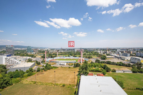 HERRYS - For rent 2 room apartment in project III Towers close to shopping mall Vivo and lake Kuchajda