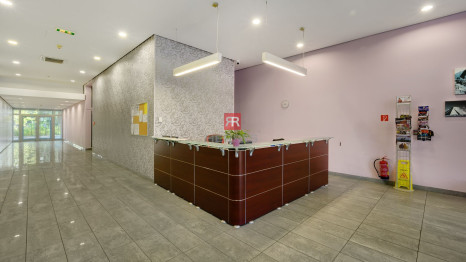 HERRYS - For rent 2 room apartment in project III Towers close to shopping mall Vivo and lake Kuchajda