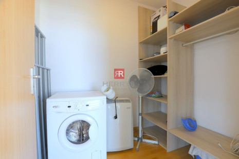 HERRYS - na prenájom priestranný 2 izbový byt s panoramatickým výhľadom